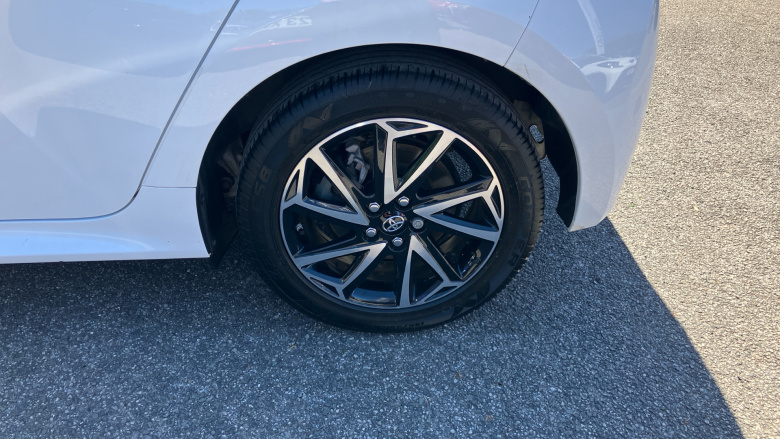 Toyota Yaris 1.5 Hybrid Design 5dr CVT Hybrid Hatchback